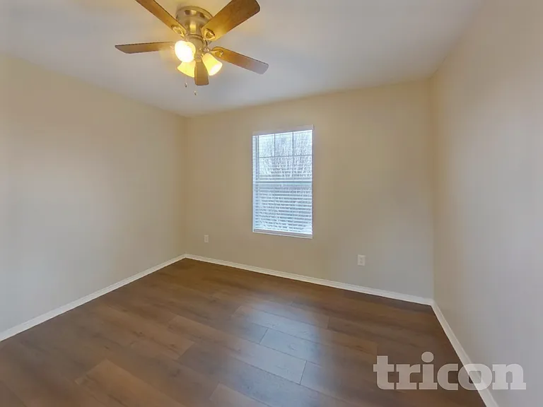 1221 Dianthus Dr — Photo 11