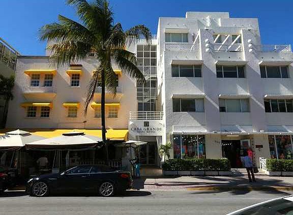 4th image of 834 Ocean Dr #312