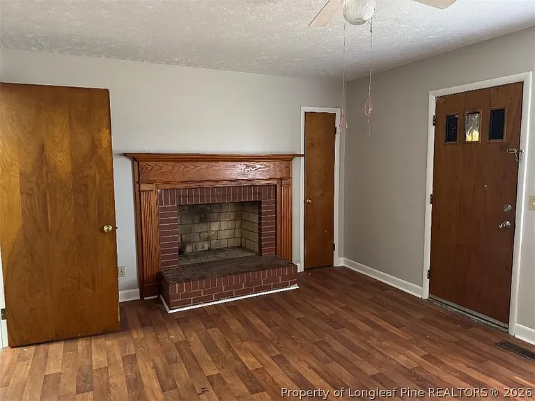 3550 The Ave — Photo 5