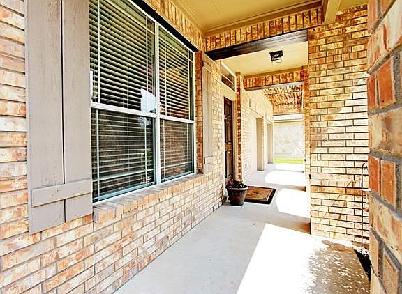 2nd image of 319 Atlanta Park Dr