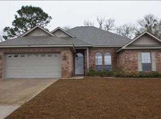 16431 Edgewater Cir, Loxley, AL 36551