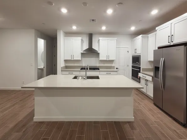 2463 Altitude St, Las Vegas, NV 89138