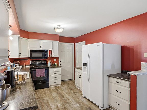 3rd image of 2307 Sears Ct APT A