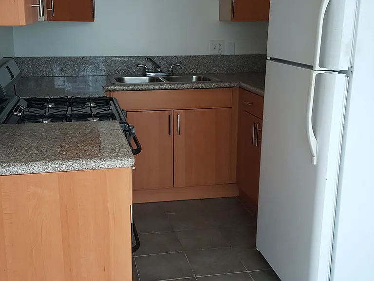 916 N Normandie Ave #1 — Photo 3