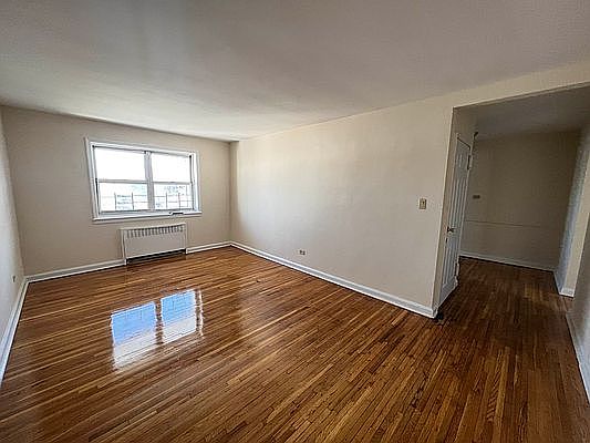 1st image of 10-14 Hartman Ln #2