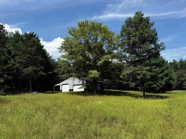 N4931 2nd Avenue, Oxford, WI 53952
