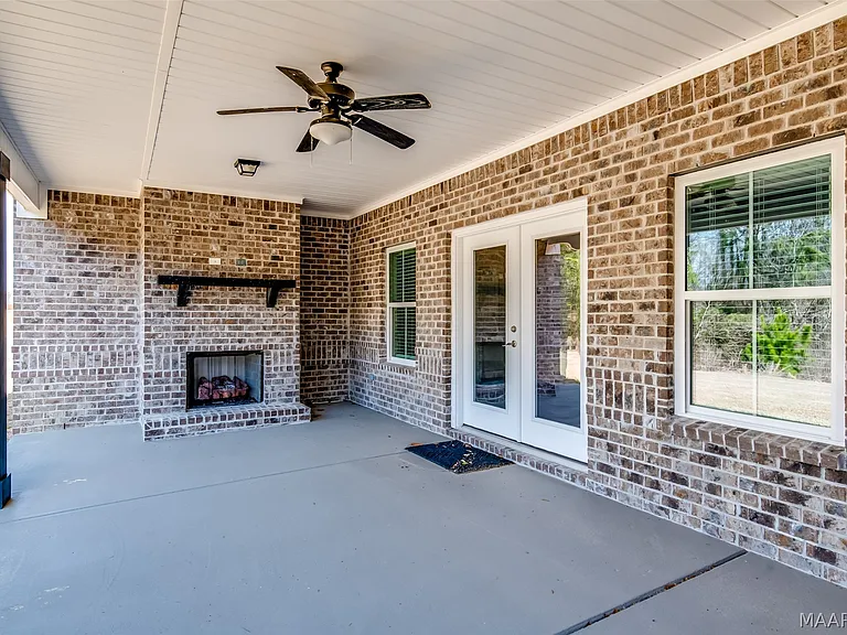 284 Abby Ln — Photo 13