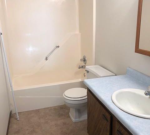 5th image of 2125 10th Street Pl