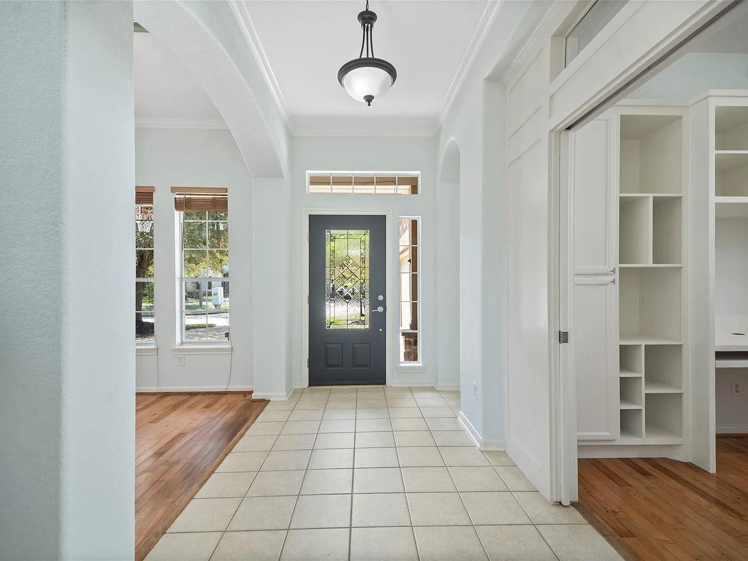 4 bed, 2.5 bath, 2383 sqft, $3,500 — Photo 1
