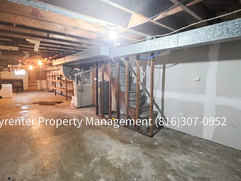 9307 E 15th St S — Photo 9