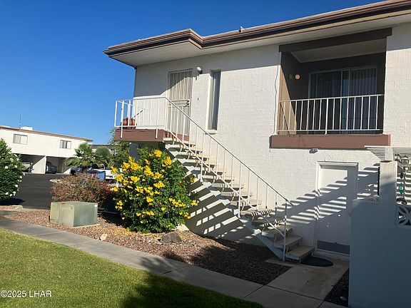 2nd image of 1755 Los Lagos Dr Unit D