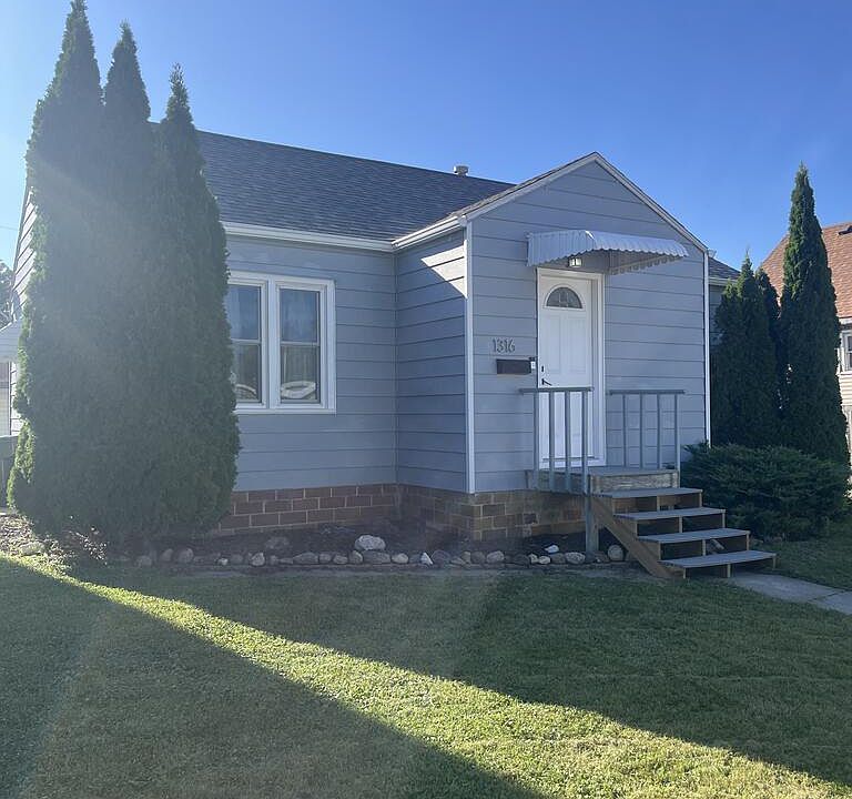 1st image of 1316 S 21st St