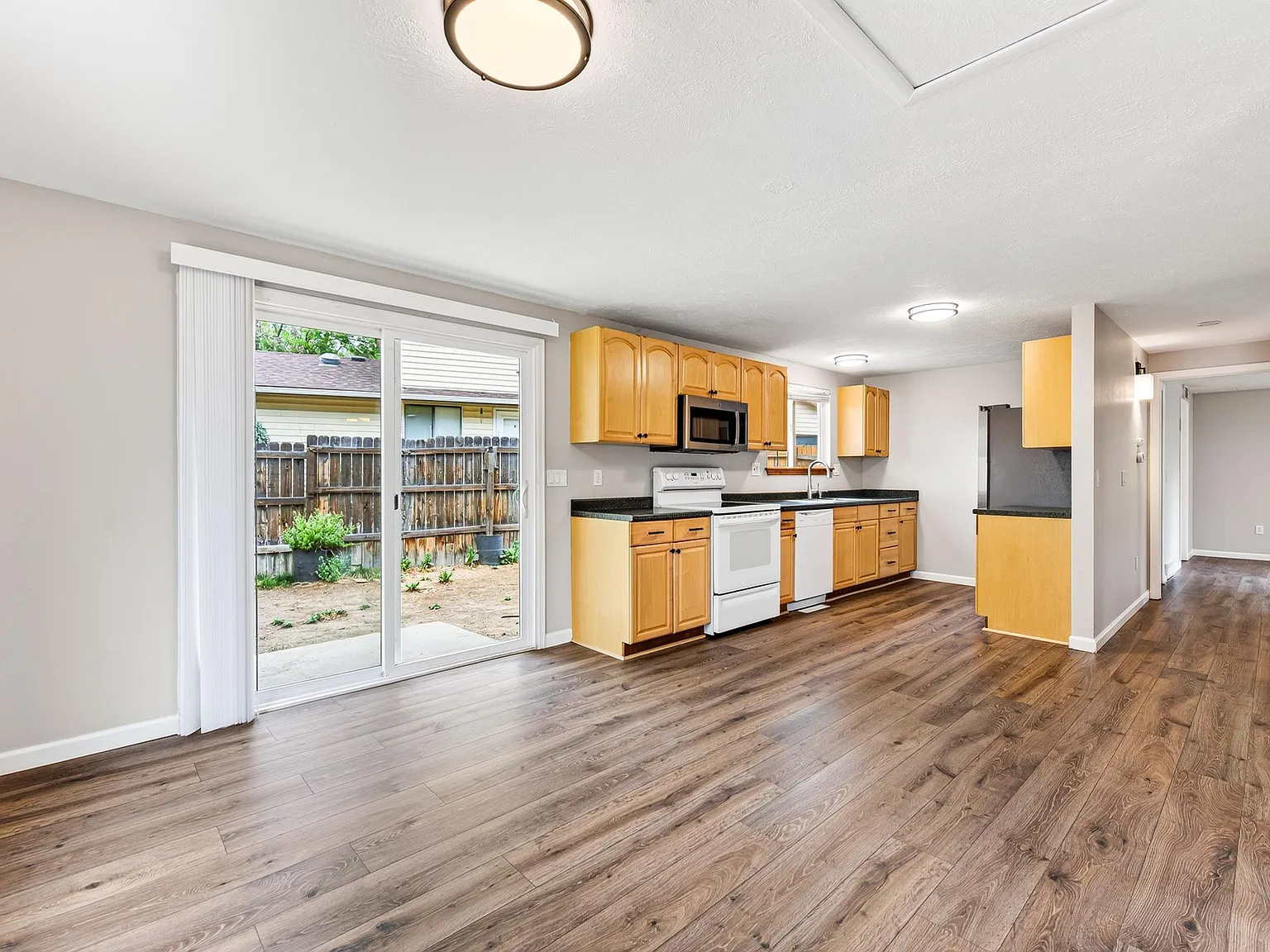 6314 W. 93rd Ave — Photo 3
