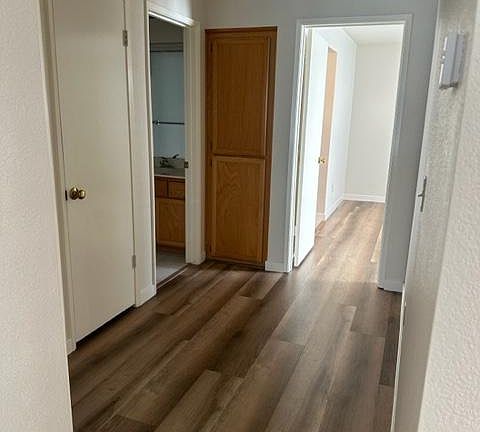 5th image of 311 Brightstone Cir