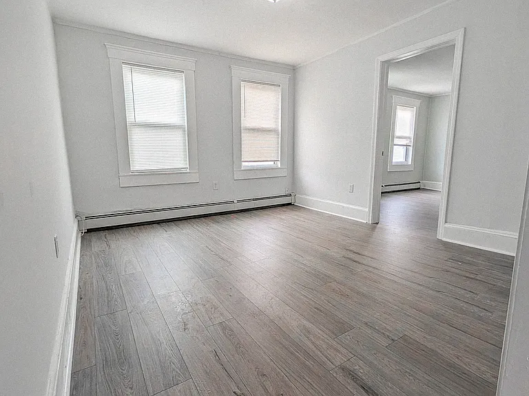 712 School St #2 — Photo 7