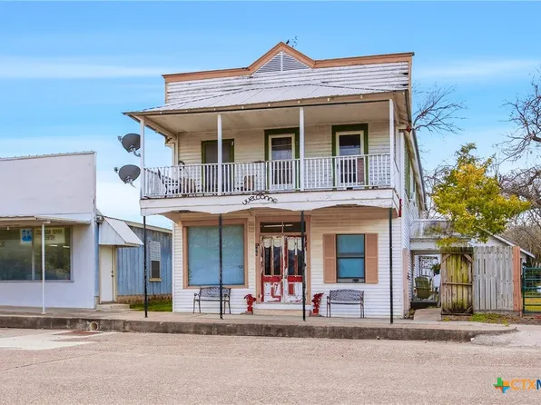 205 N Main, Moulton, TX 77975