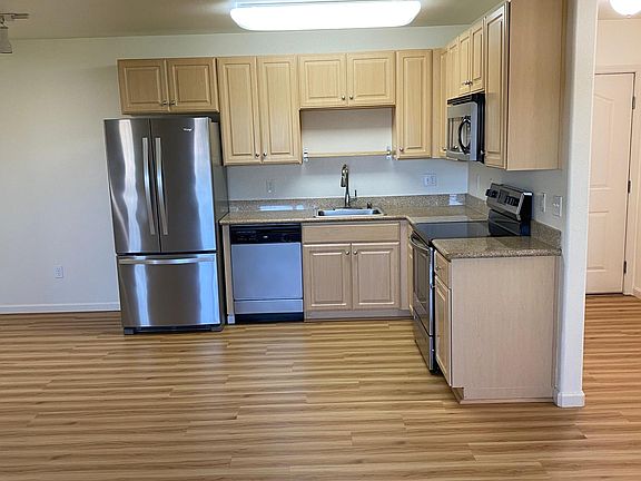 3rd image of 3128 Loma Verde Dr APT 312