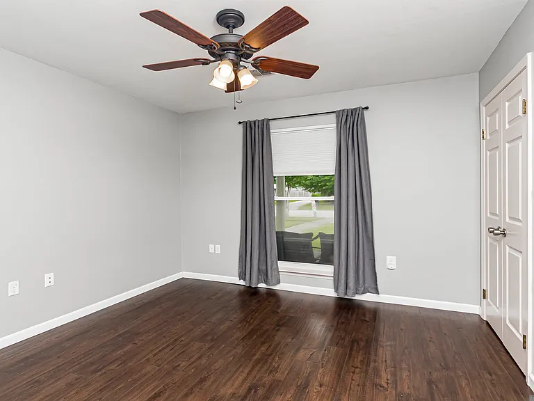 17247 Sharpsburg Ave — Photo 13