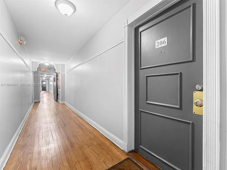 1027 Pennsylvania Ave #206 — Photo 20