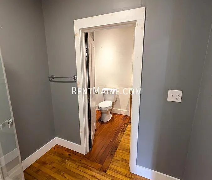 3 Cushing St #4 — Photo 10