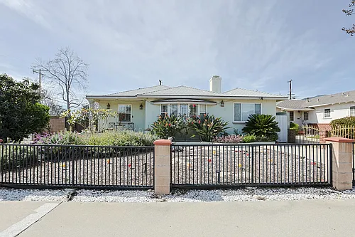 313 E 11th St #6267274877 Photo 1 313 E 11th St #6267274877 Photo 1