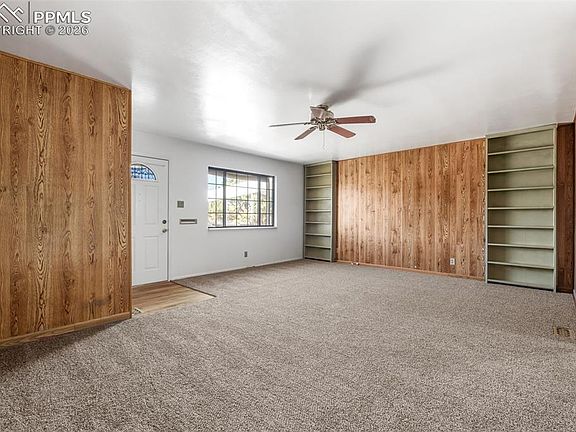 3rd image of 1505 Evergreen Dr