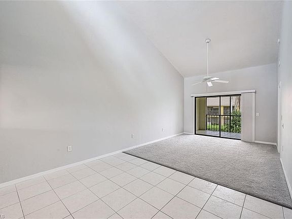 4th image of 9871 Citadel LN #206