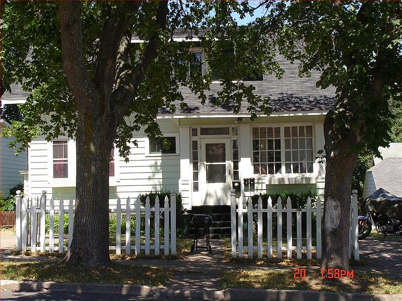 1st image of 434 W Hewitt Ave