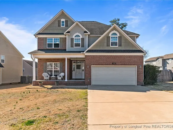 402 Lenoir Dr, Spring Lake, NC 28390