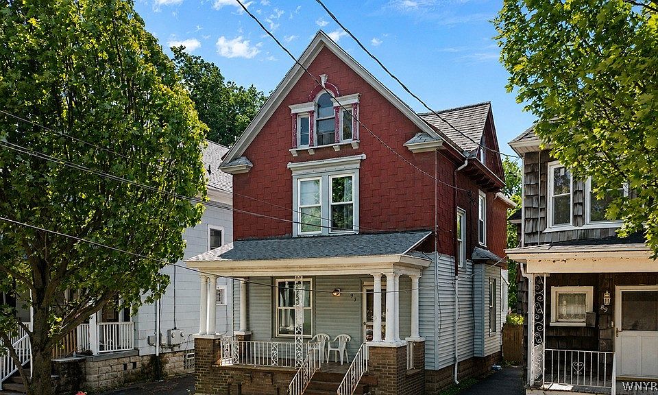1st image of 93 Briggs Ave