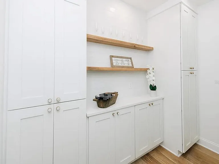 3501 W Tacon St — Photo 5