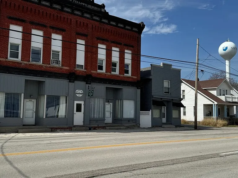 111-117 S Findlay Pike — Photo 1