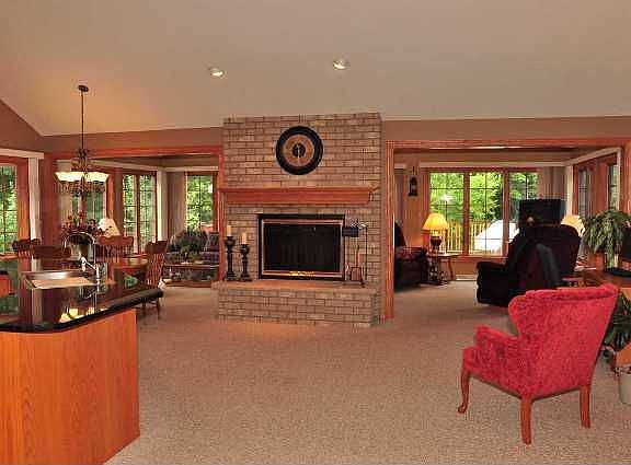 3rd image of 191 River Pine Dr
