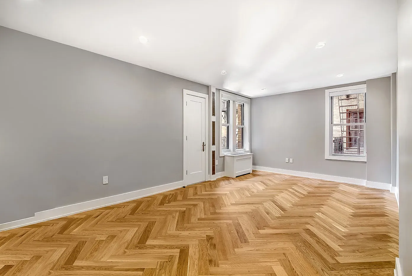 225 West 23rd Street — Photo 4