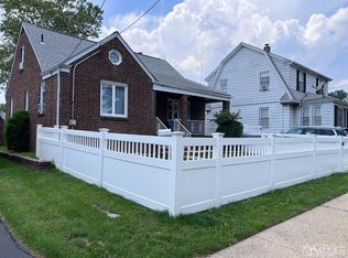 173 Liberty St, Fords, NJ 08863