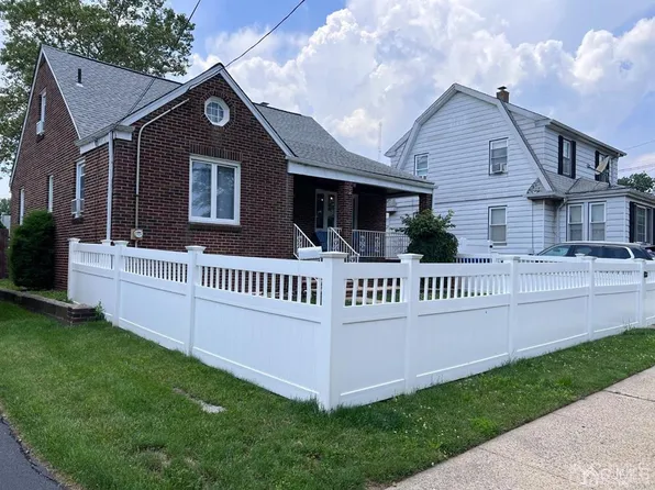 173 Liberty St, Fords, NJ 08863