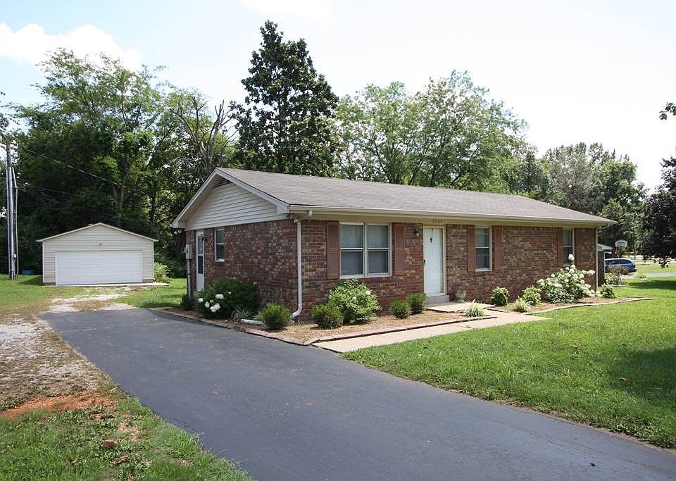 1st image of 2904 Sarah Dr