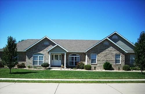 1st image of 26 Foxmoor Dr