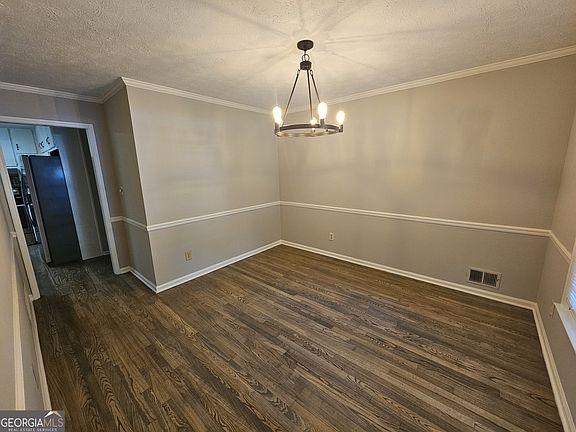 3rd image of 125 Terrace Tay