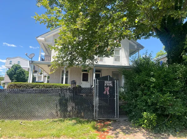 1003 Green St, Norristown, PA 19401
