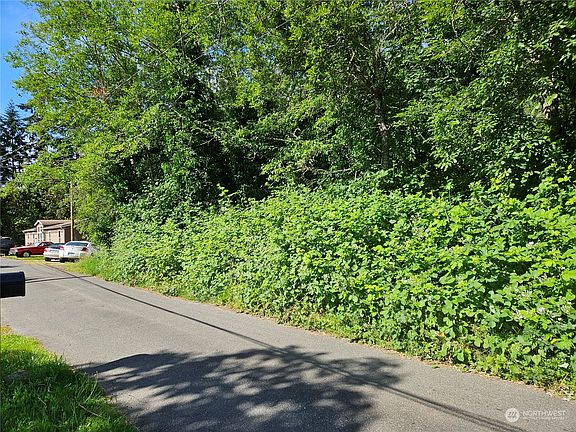 2nd image of 12899 Dogwood Avenue NW