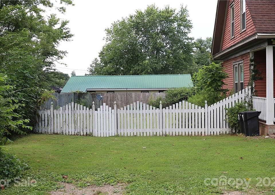 102 Jody St, East Flat Rock, NC 28726 Zillow