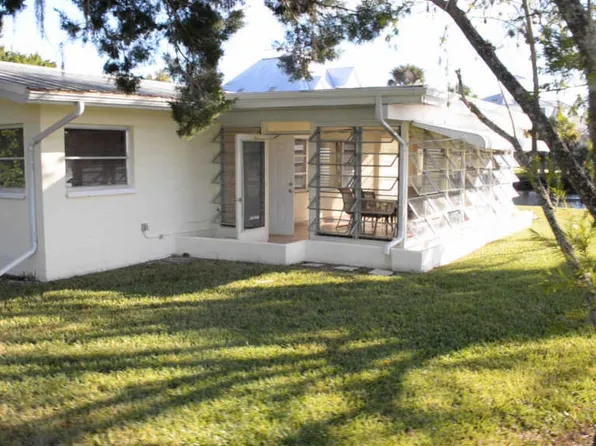 2110 NW 14th St, Crystal River, FL 34428
