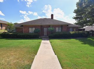 2805 Colleen Dr, Garland, TX 75043