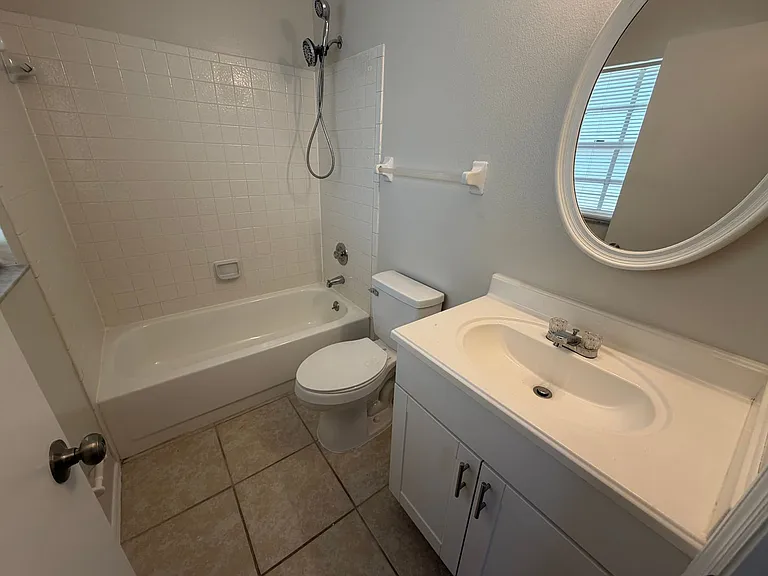 73 Olive Dr — Photo 11