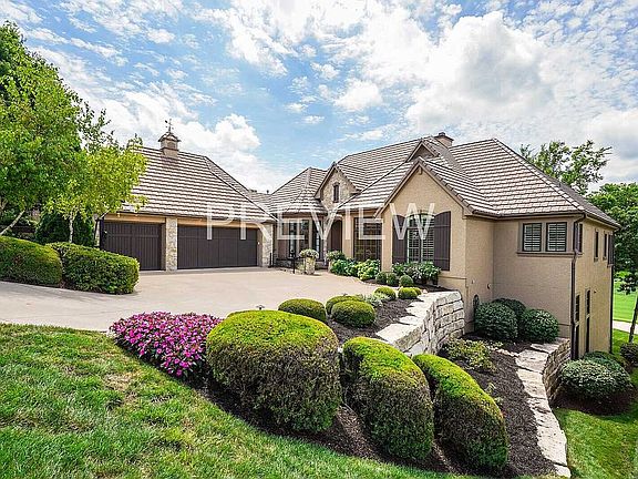 2nd image of 685 Saint James Ct