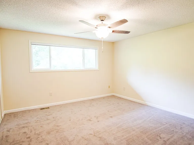 3595 Cedaroak Dr #20 — Photo 15