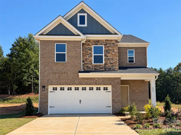 123 Plover Ln, Mooresville, NC 28115