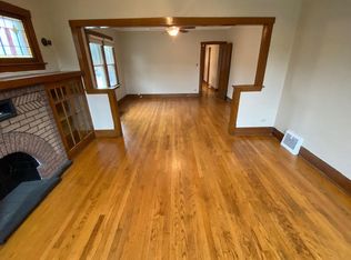 5743 N Meade Ave #1, Chicago, IL 60646