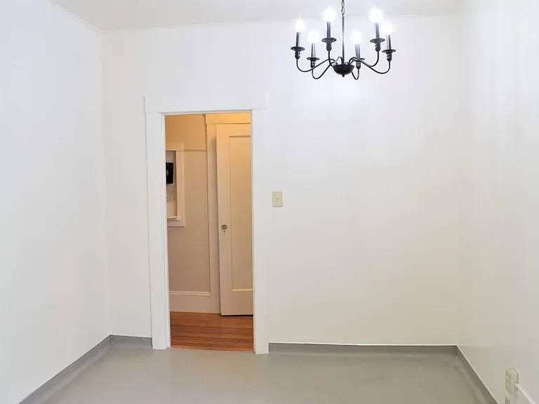 495 27th Ave #6 — Photo 7
